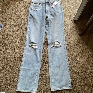 I’m selling bootcut jeans form PacSun